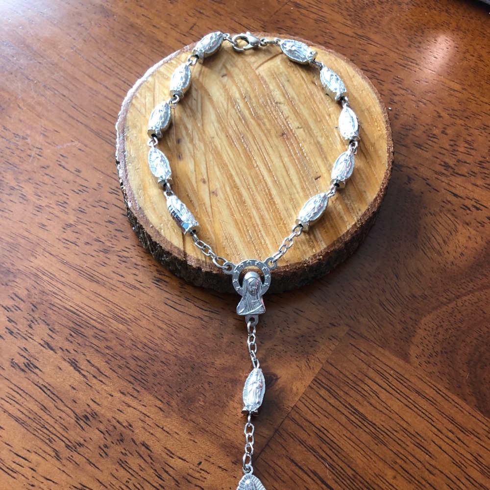 NEW• Be Blessed Unique Silver Rosary Bracelet